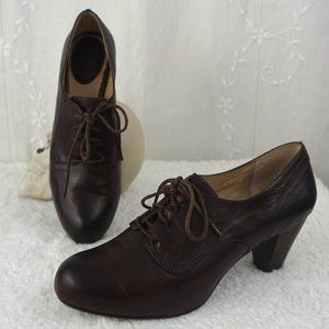 Frye Lois Oxford Brown Leather Lace-Up Bootie
